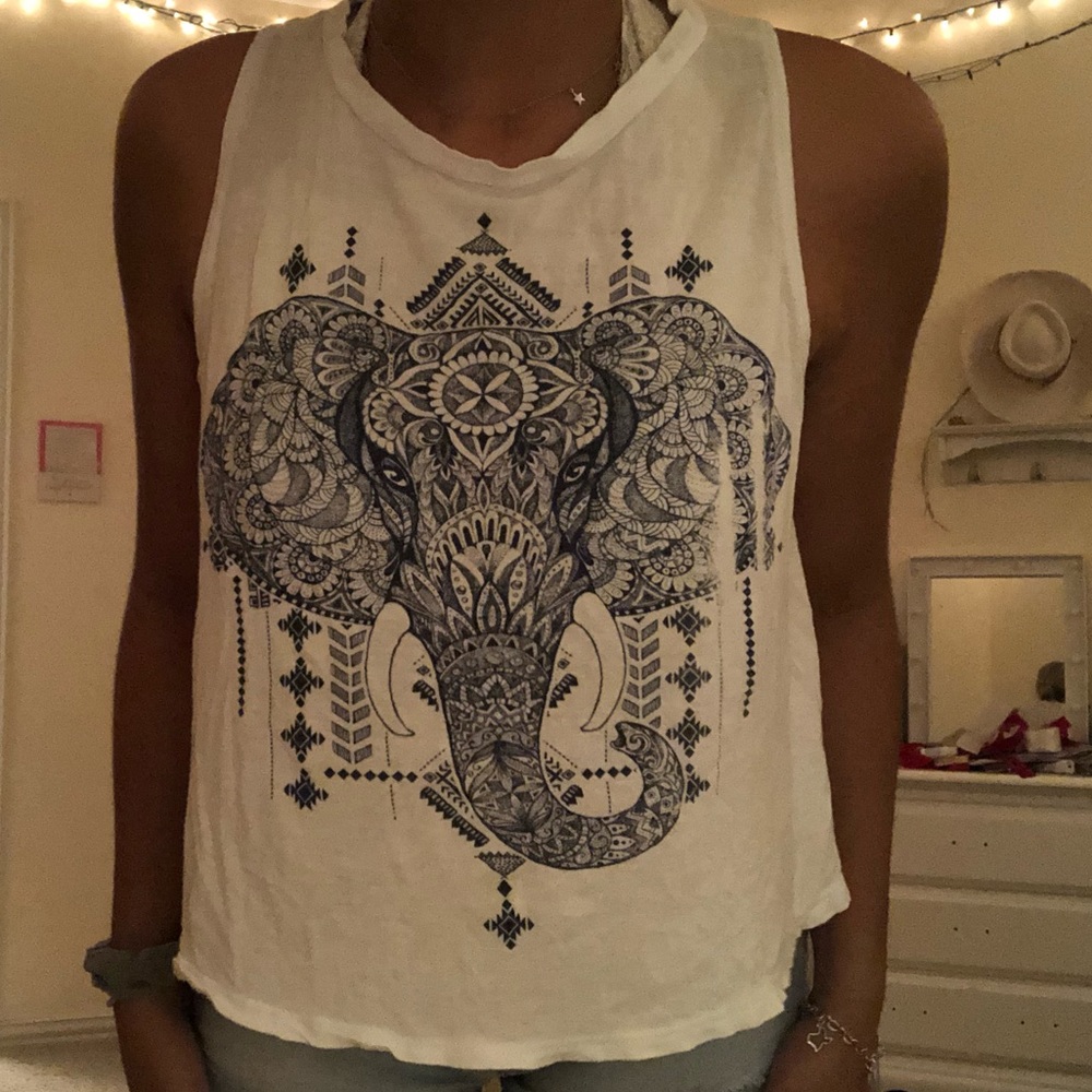 white elephant flowing tank!
